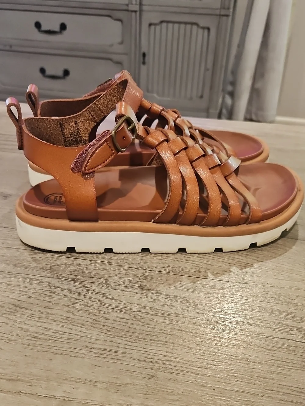 Tan fuax Leathers Gladiator little girl's Sandals - Comfortable Platform size 1
